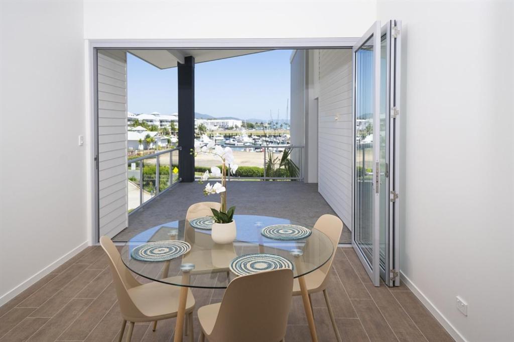 Hotel Harbour Cove Airlie Beach Zewnętrze zdjęcie